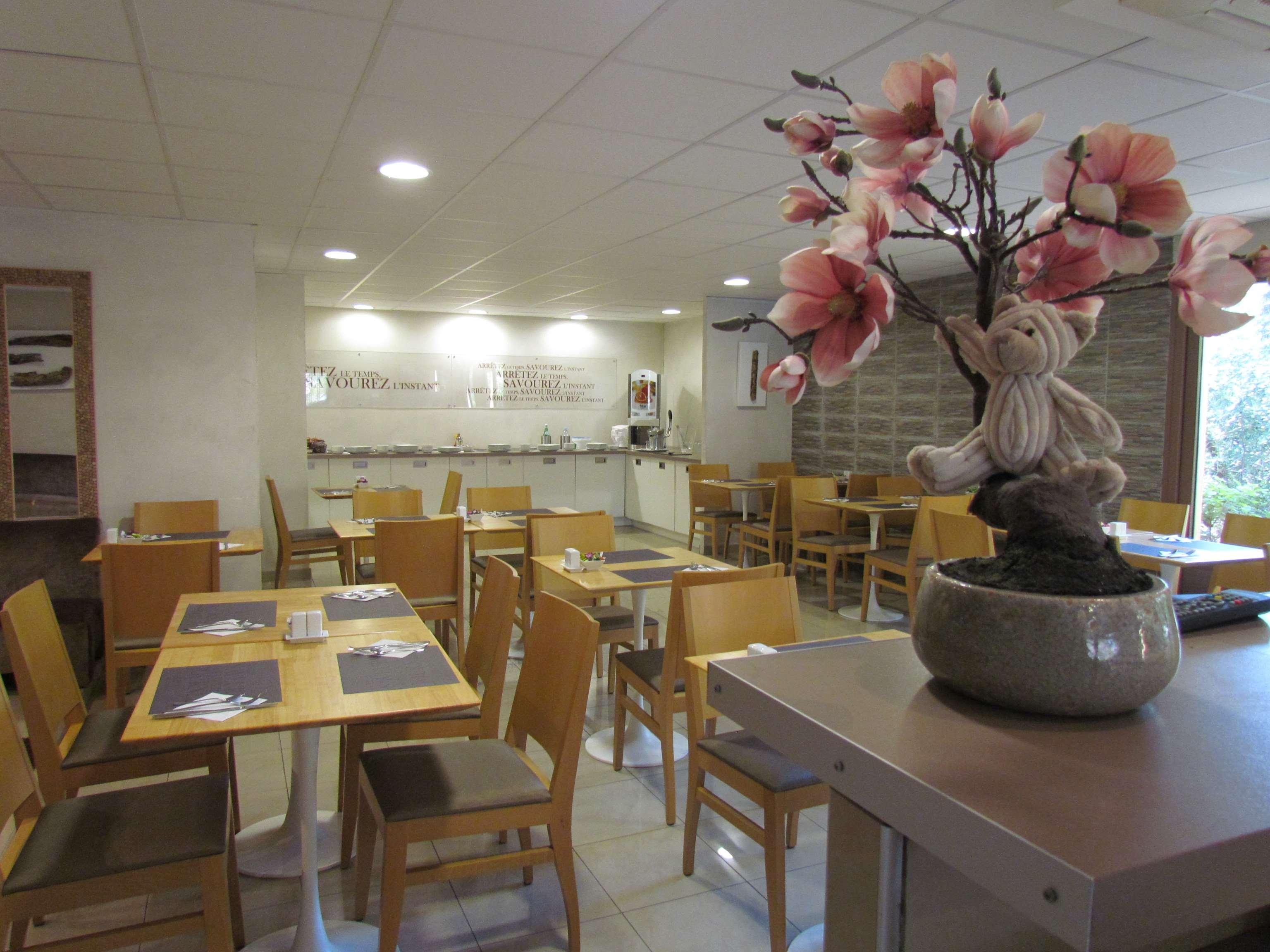 Saint-Clément Kyriad Montpellier Nord Parc Euromedecine מראה חיצוני תמונה