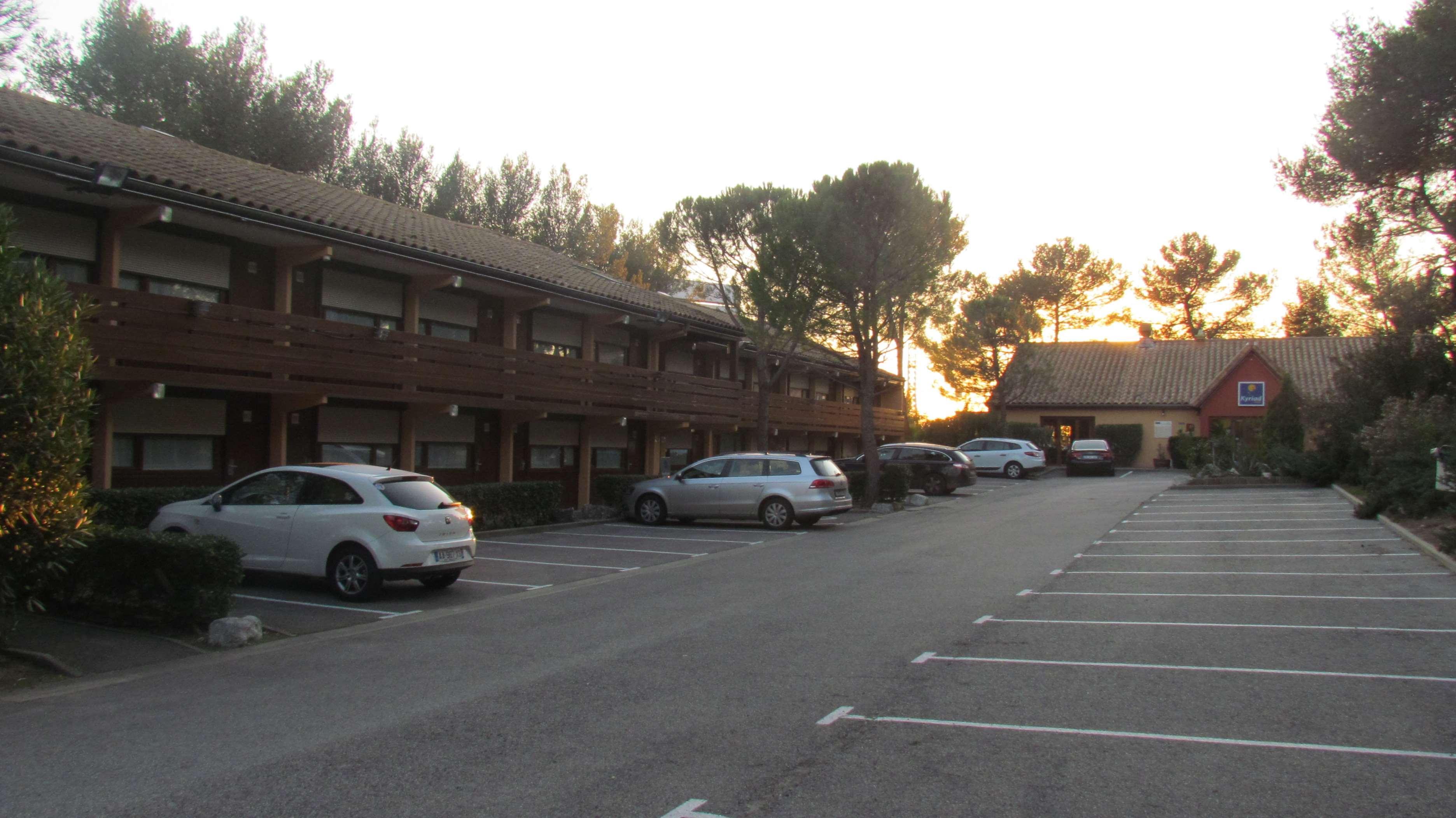 Saint-Clément Kyriad Montpellier Nord Parc Euromedecine מראה חיצוני תמונה